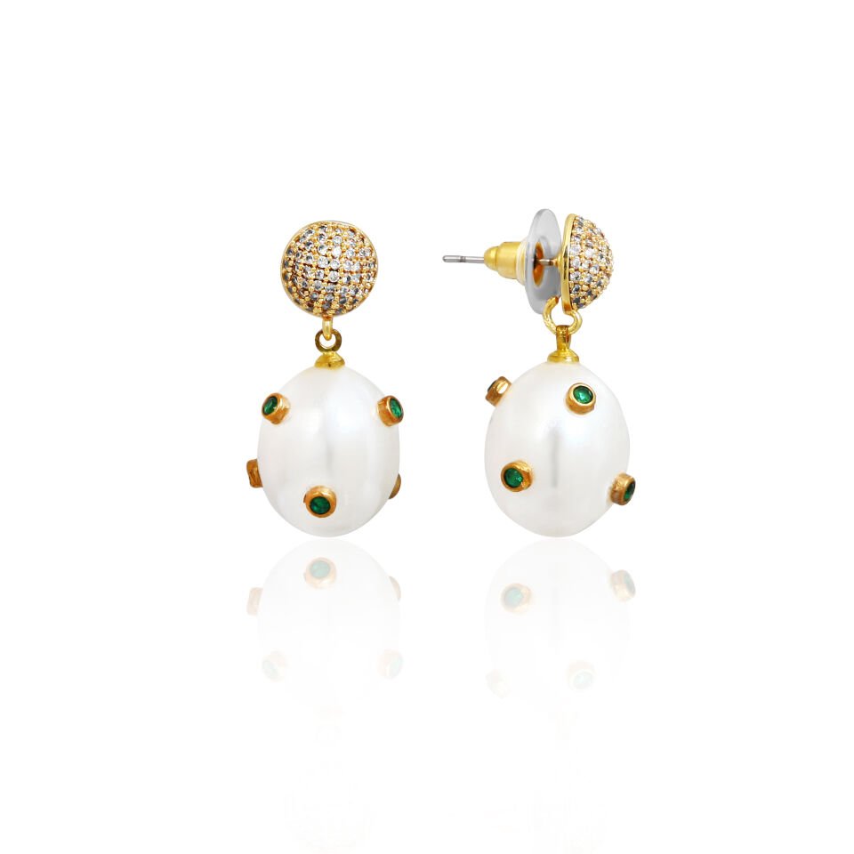 ZIRKONS WITH PEARL BALLS