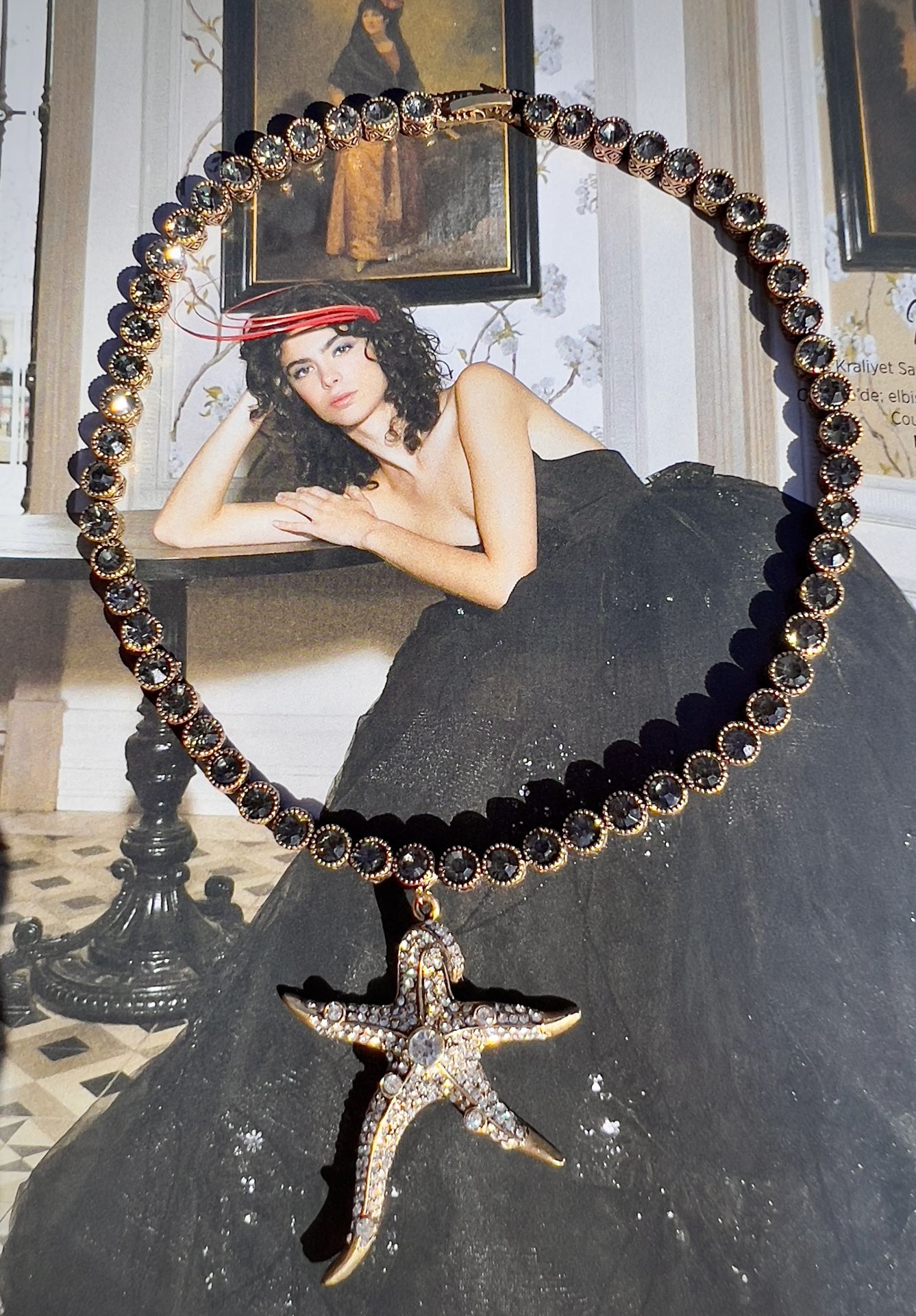 SPARKLE STARFISH NECKLACE