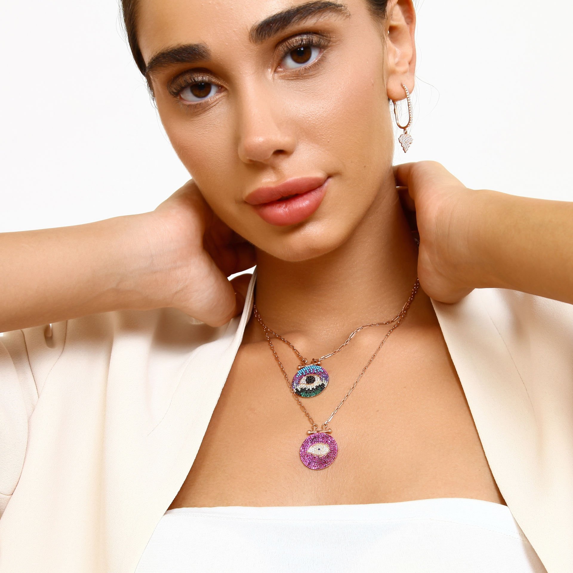 COLORFUL EYE MEDALLION